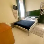Goscinne Fresco Hostal *