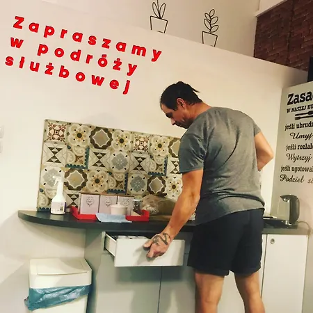 Goscinne Fresco 旅馆 *