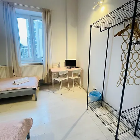 旅馆 Goscinne Fresco 罗兹